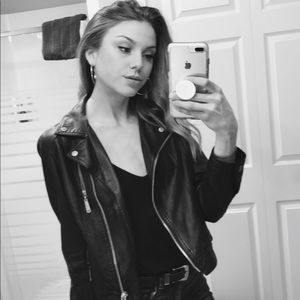 Meet your Posher, Alexa